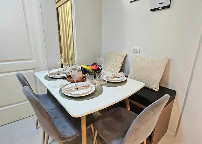 1 Bedroom Pool View - Comfort Luxury - Near Airport In Lapu-lapu Appartamento