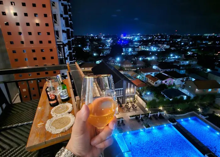 1 Bedroom Pool View - Comfort Luxury - Near Airport In Lapu-lapu Lapu-Lapu City